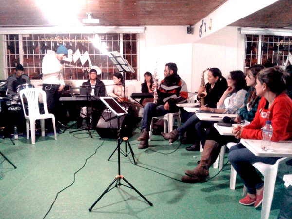 Jubilee World Colombia rehearsing for Bogota Pentecost concert