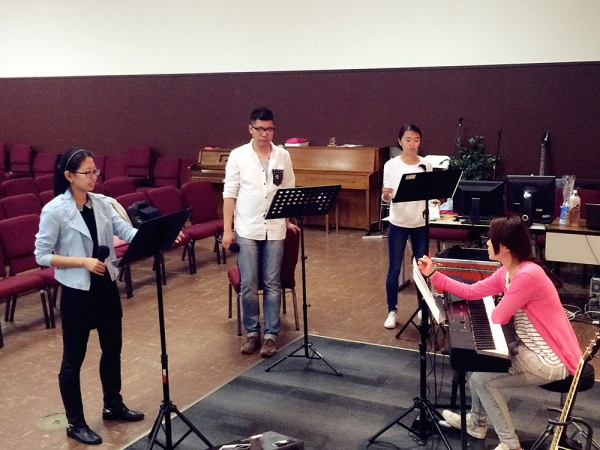 Jubilee Worship San Francisco Rehearsing for Chinese Worship Concert
